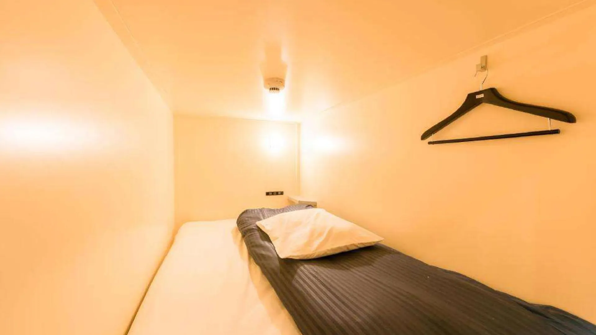 &And Hostel Kuramae West Tokyo Japan