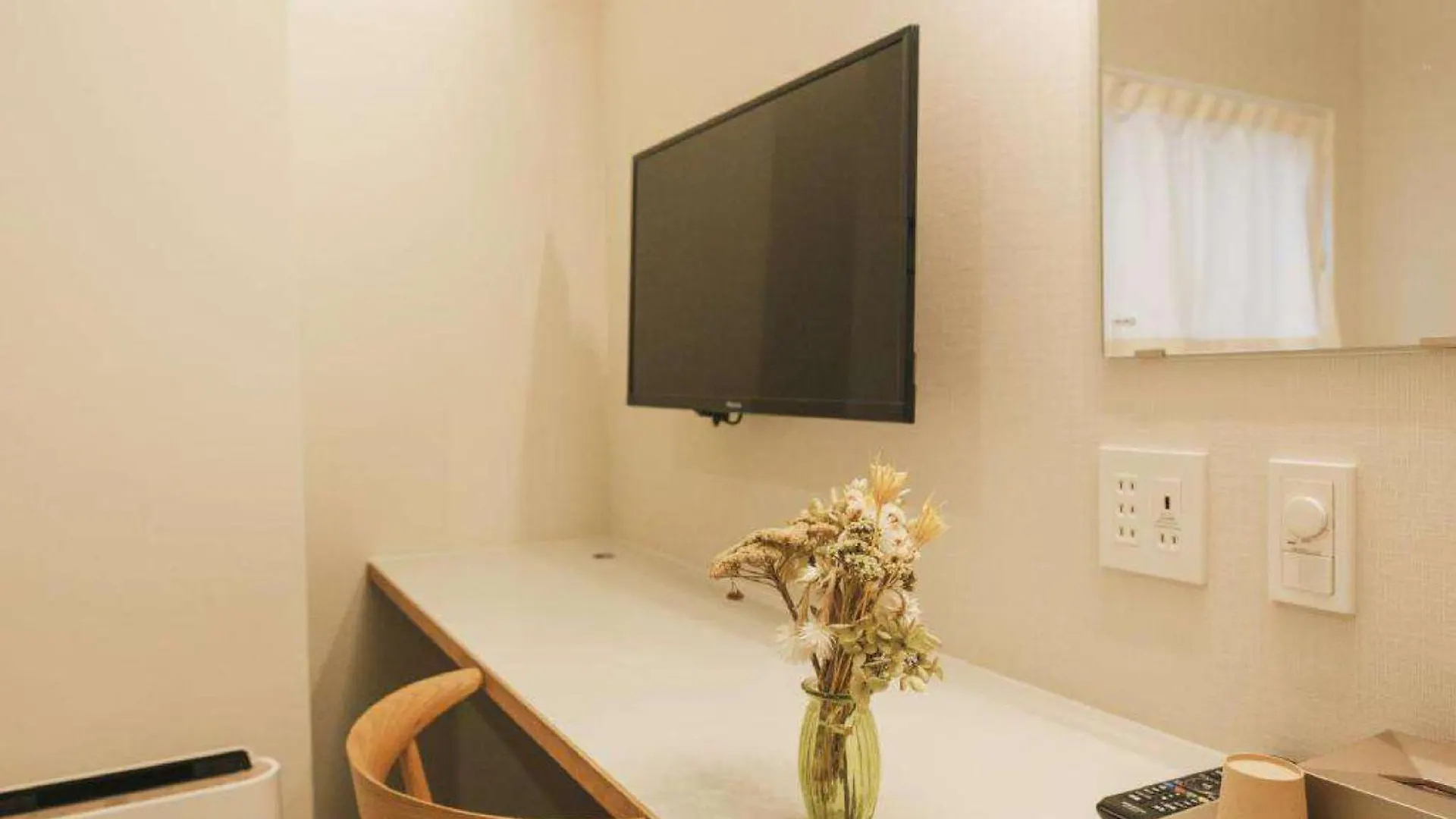 &And Hostel Kuramae West Tokyo 0*,  Japan