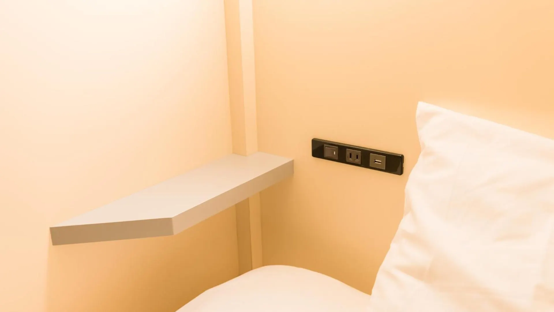 &And Hostel Kuramae West Tokyo 0*,